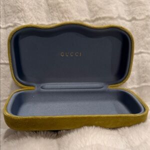 Gucci | Branded Velvet Eye and Sunglasses Case